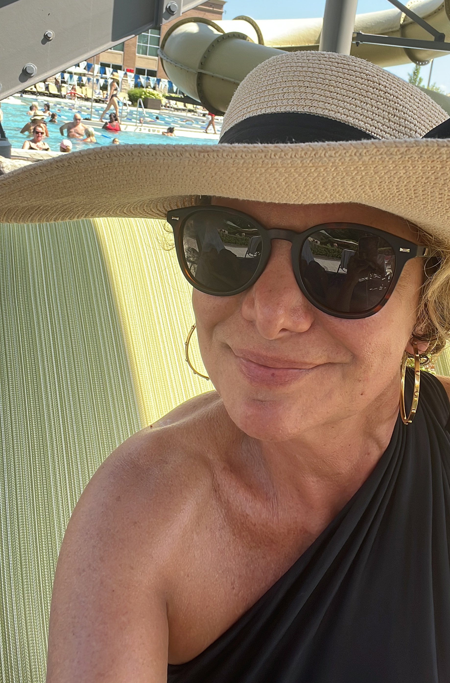 The best necklace for a one shoulder neckline. Marcia Crivorot